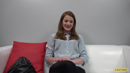 Молодую актрису без остановки прут в задницу от первого лица